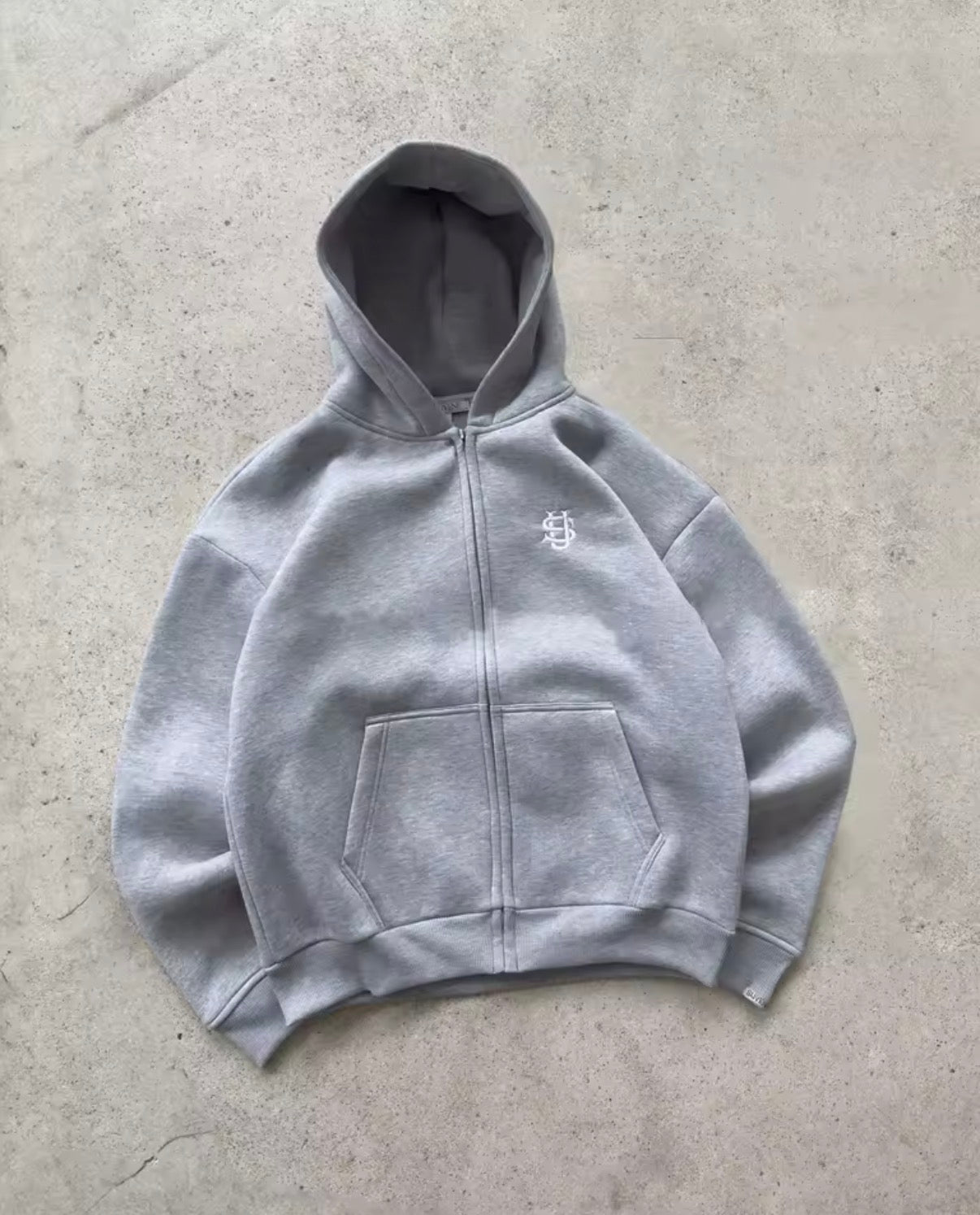 Unverzichtbarer Oversize-Kapuzenpullover mit Reißverschluss